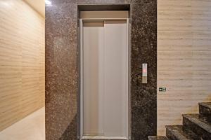 Super Townhouse HotelIn One Near City Centre Salt Lake