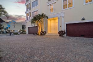 Caribbean Dream - 313