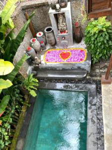 Pabuan Villa, private, ethnic and romantic