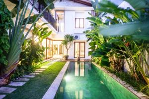 Exquisite 2BR Villas, Brawah, 300m to Beach