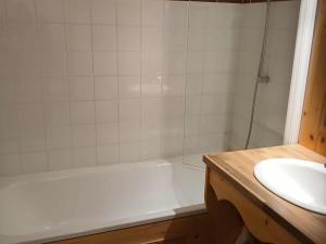 Studio cabine 4 pers à Chamrousse avec terrasse - FR-1-549-163