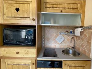 Appartement cosy au centre des Menuires avec parking - FR-1-852-6