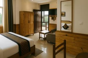 The Himalayan Highland Dharamshala # Big Swimming Pool# Lawn # Pool Table # Kids Friendly # Family Friendly # Private Parking