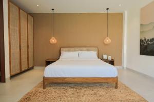 Semesta Sembilan Villa - A Modern Tropical Escape