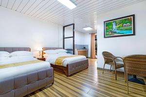 North Victoria Sports and Leisure Inn