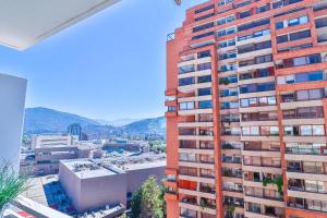 HOM I A pasos Mall Alto Las Condes Parking y AireAcondicionado LV0616