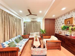 Hilltop Hideaway Party Friendly 4BHK Pool Villa by Spacez