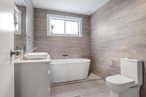 Sleek & Comfortable Double Room at Revesby with Shared Amenities