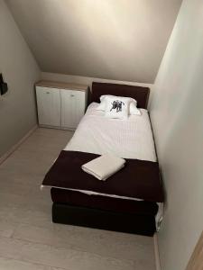 BIESZCZADZKI RAJ Komfortowe domy z kominkami i Sauną na obiekcie