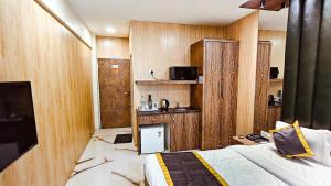 TIM Santacruz Mumbai Airport