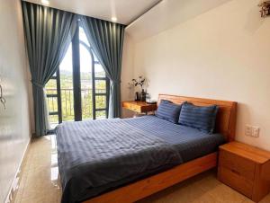 OnTheHill Hotel