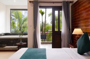 Green Amazon Residence