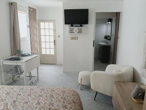 MARTIGUES Adorable petite guest house