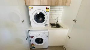 Residence Of Frankcom