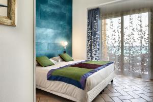 Classic Double or Twin Room with Sea View and Beach Package