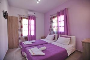 Sklavos Studios Skopelos Greece