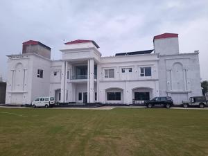 KBS Hotel & Restaurant