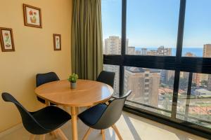 Apartamento con Vistas al Mar y Parking Cubierto
