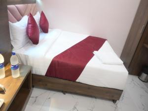 Hotel Classy Comfort Near Exhibition Centre Nesco