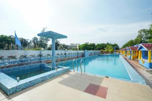 TN RESORTS