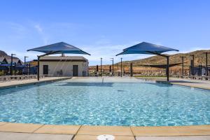 Long Drive townhouse