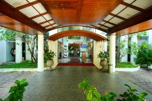 D Fort Hotel Kollam