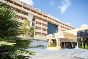 Regency Miami Airport by Sonesta