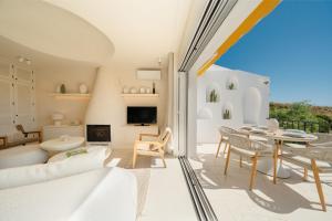 Modern townhouse with private heated pool near Cabopino beach in Artola, Marbella