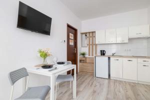 Cosy and Modern Studio in Katowice Center by Noclegi Renters