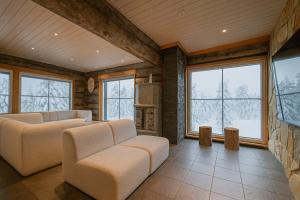 Villa Icehaven by Aavalevi