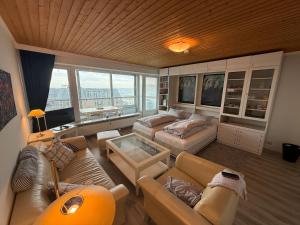 Haus Poseidon Seegang - mit Blick auf das Meer