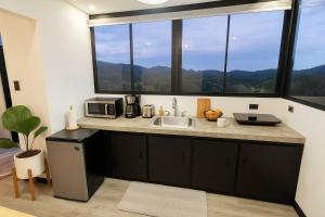 Calma Loft Monteverde Rainforest - Epic Views - Santa Elena