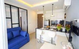 Palmyrah Surin Apartments, Phuket, by the Sea