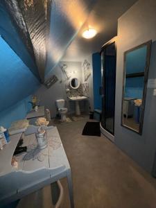 Les Trois chambres de LYLY situées a Brou