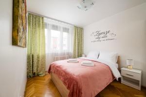 Warszawa Wola Homely Apartment by BookingHost