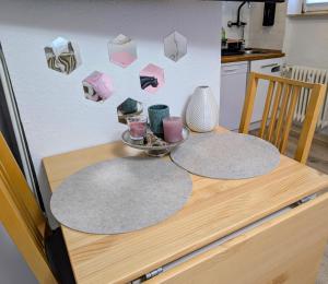 Apartment with AC, full kitchen, self check in, parking, 8 min to SAP campus, Wi Fi