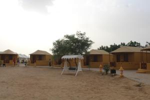Dune safari camp & resort