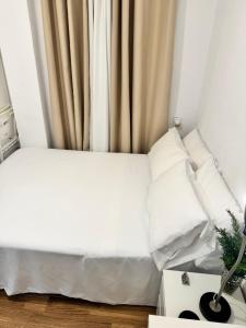 Habitacion sencilla en piso hogareño