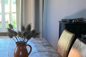 Hunters Cabin - Rustic farm stay