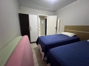 Casa de 03 dormitórios no centro de Bombinhas