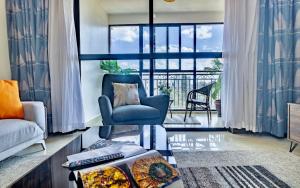 Modern Executive Apartment near Yaya centre