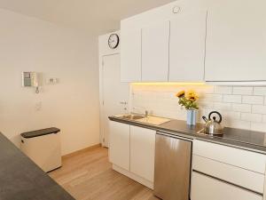 Jeej- Nice apartment near the beach