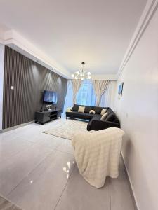 Oderms cozy apartment with Gym and Swimming Pool in Nairobi near JKIA Airport & SGR