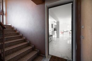 Rifugio Elegante a due passi dal Lago - Free Wifi Giardino e AC