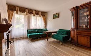 Wieniawskiego Royal Charm Apartment by BookingHost