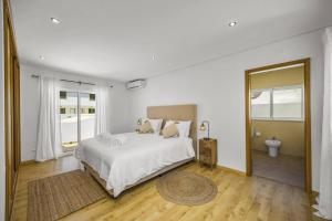 Villa Falesia Blue by Villa Plus