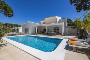 Villa Falesia Blue by Villa Plus