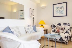 Magnolia Sea View Apartment