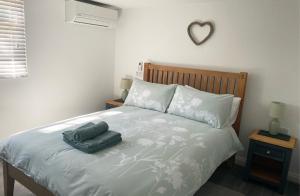 Woodstock Park The Tawny Lodge