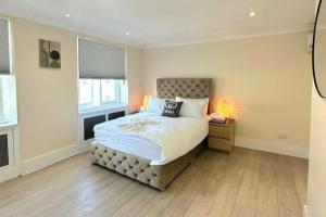 2-Bed Gucci Flat - Sleeps 6 & Close to Harrods